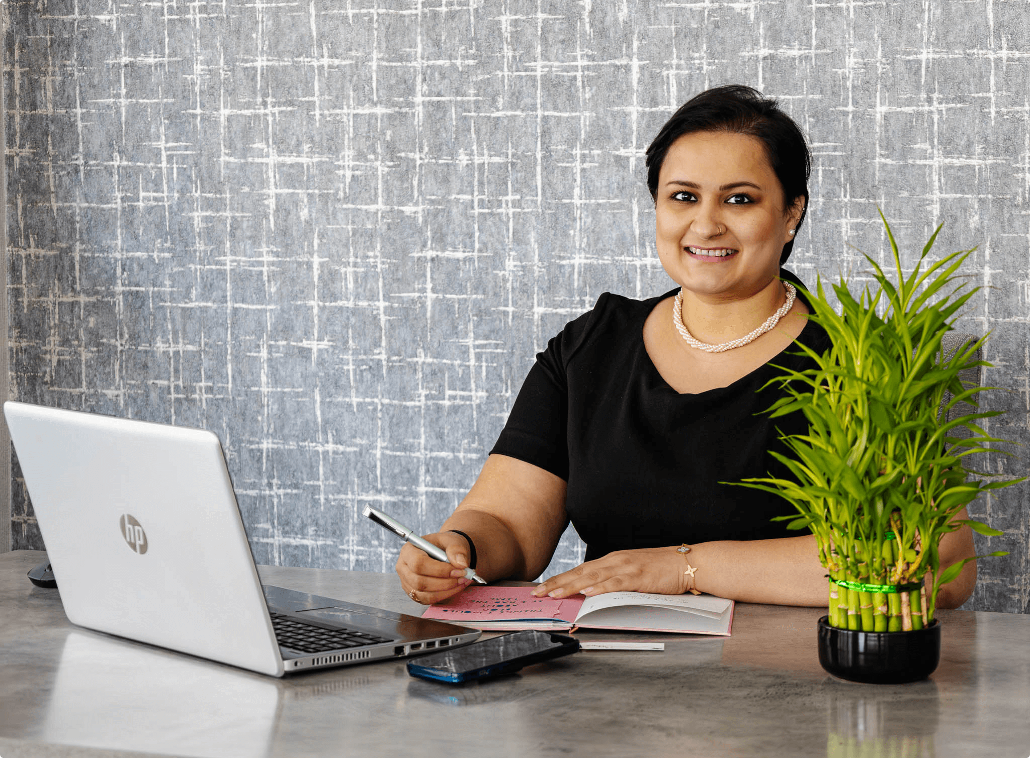 iwndy_2048_DOAAPortrait1of17