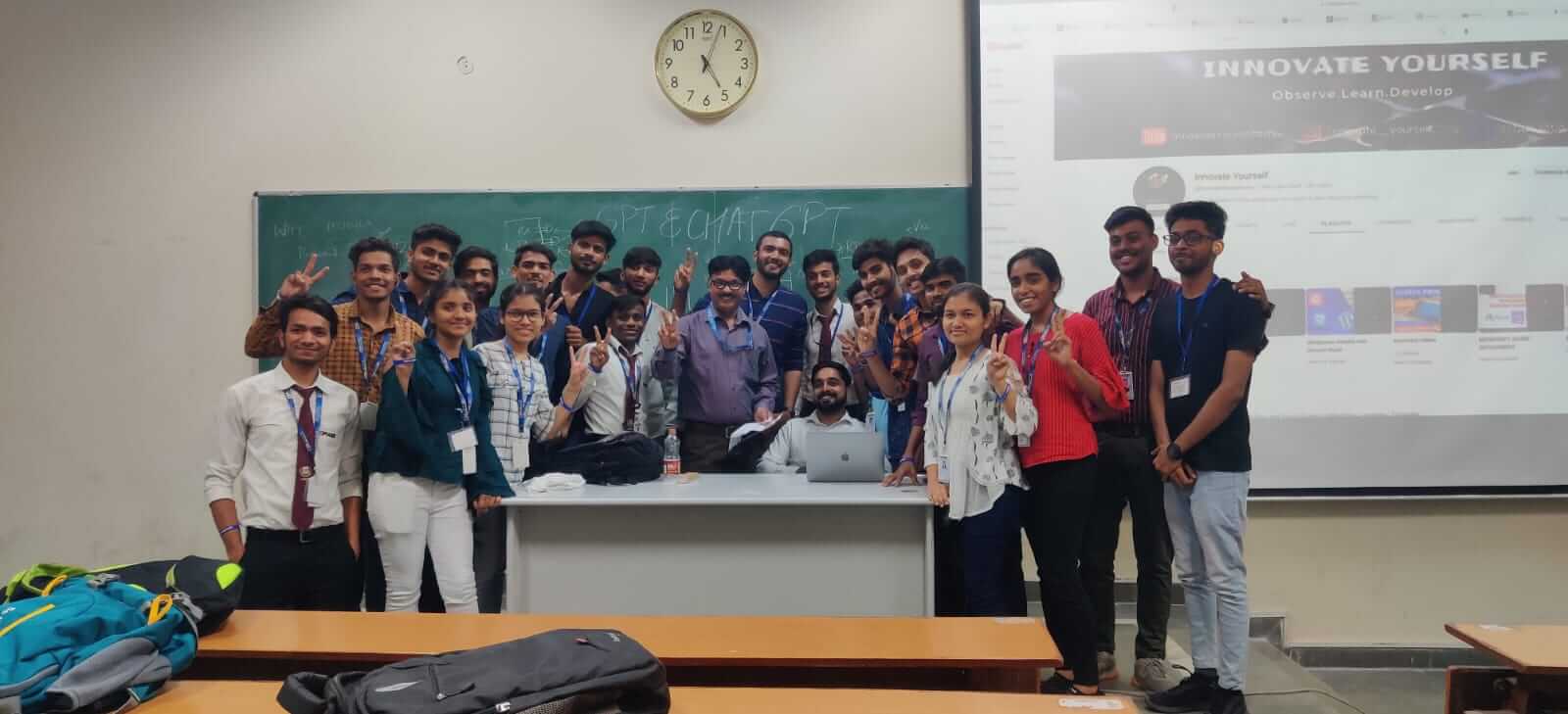 a0mzm_1600_WhatsAppImage20231101at21