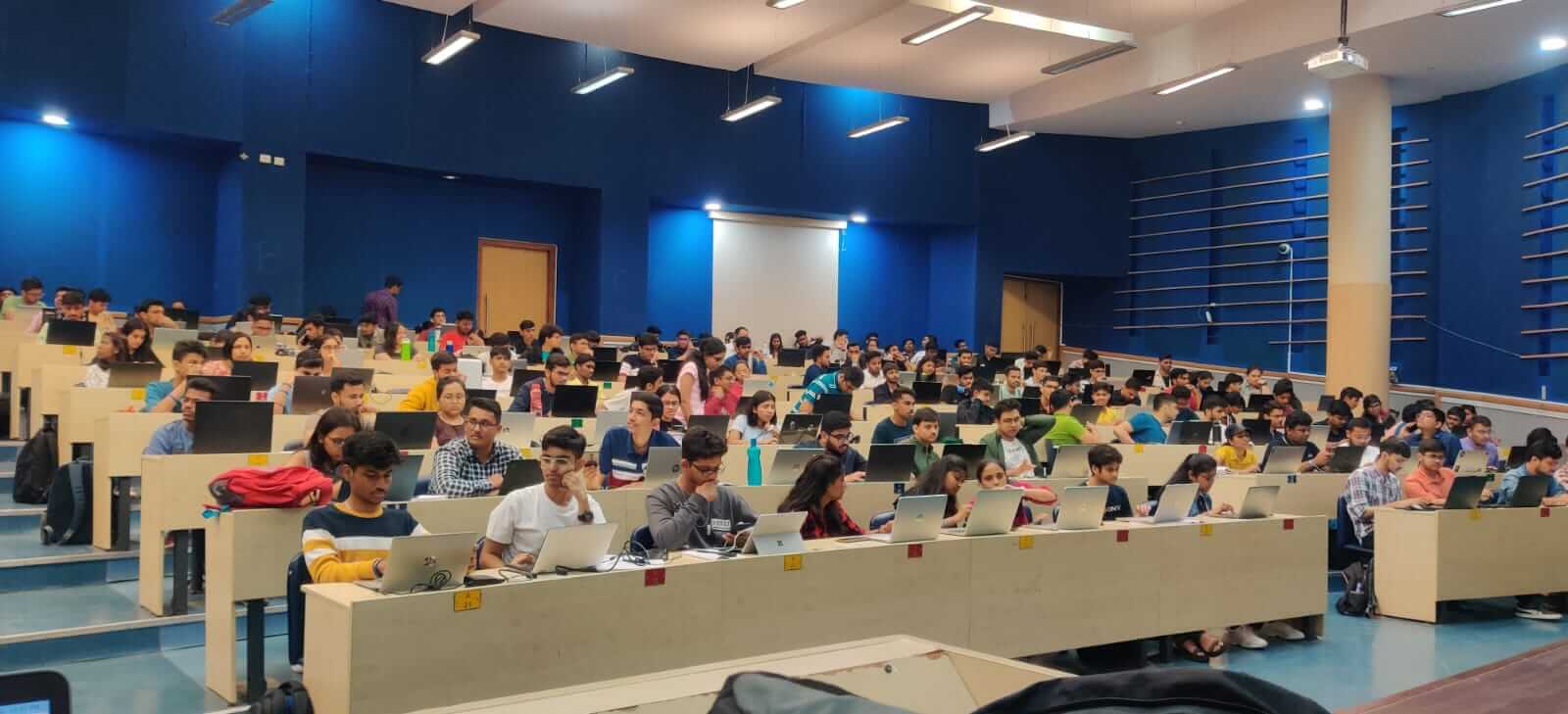 c1ndq_1600_WhatsAppImage20231101at21