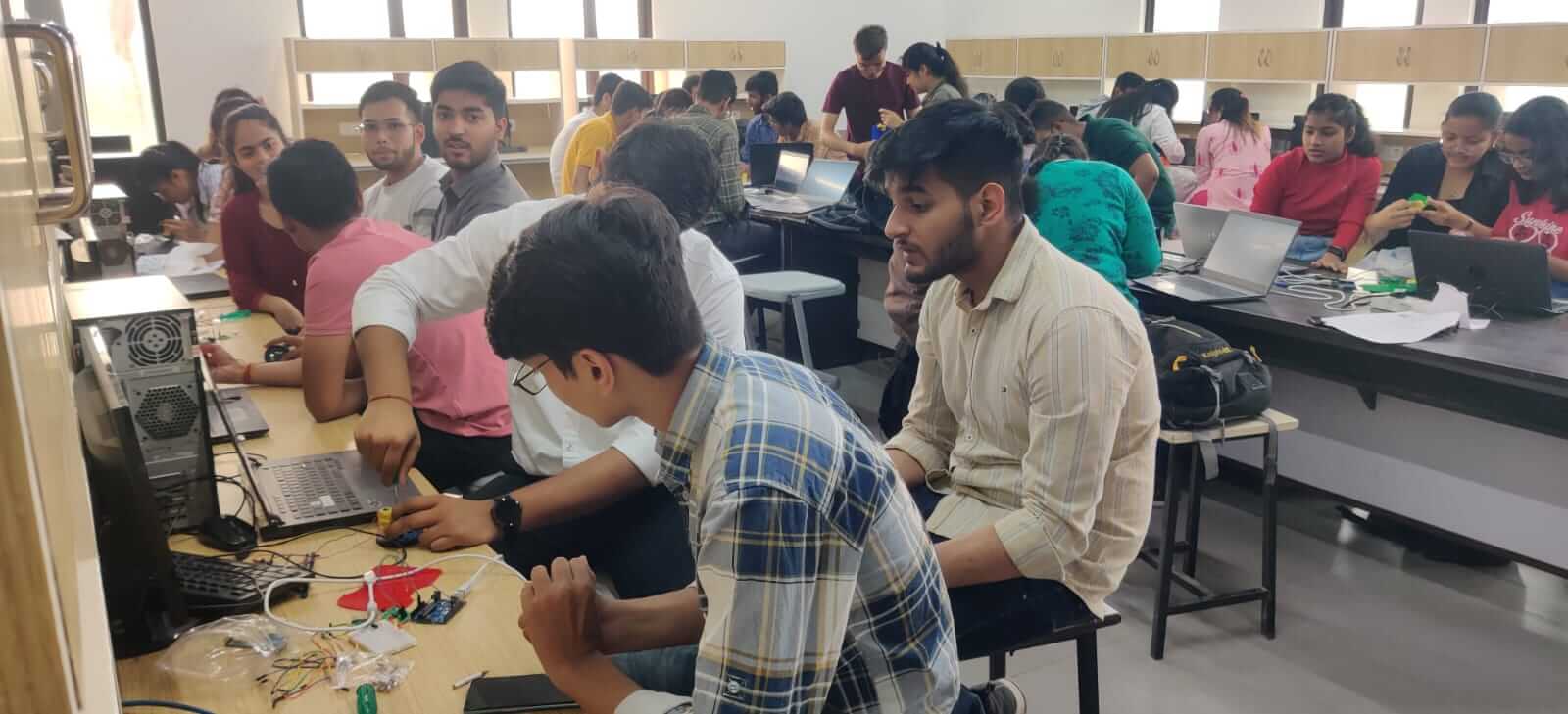 e5ndg_1600_WhatsAppImage20231101at21