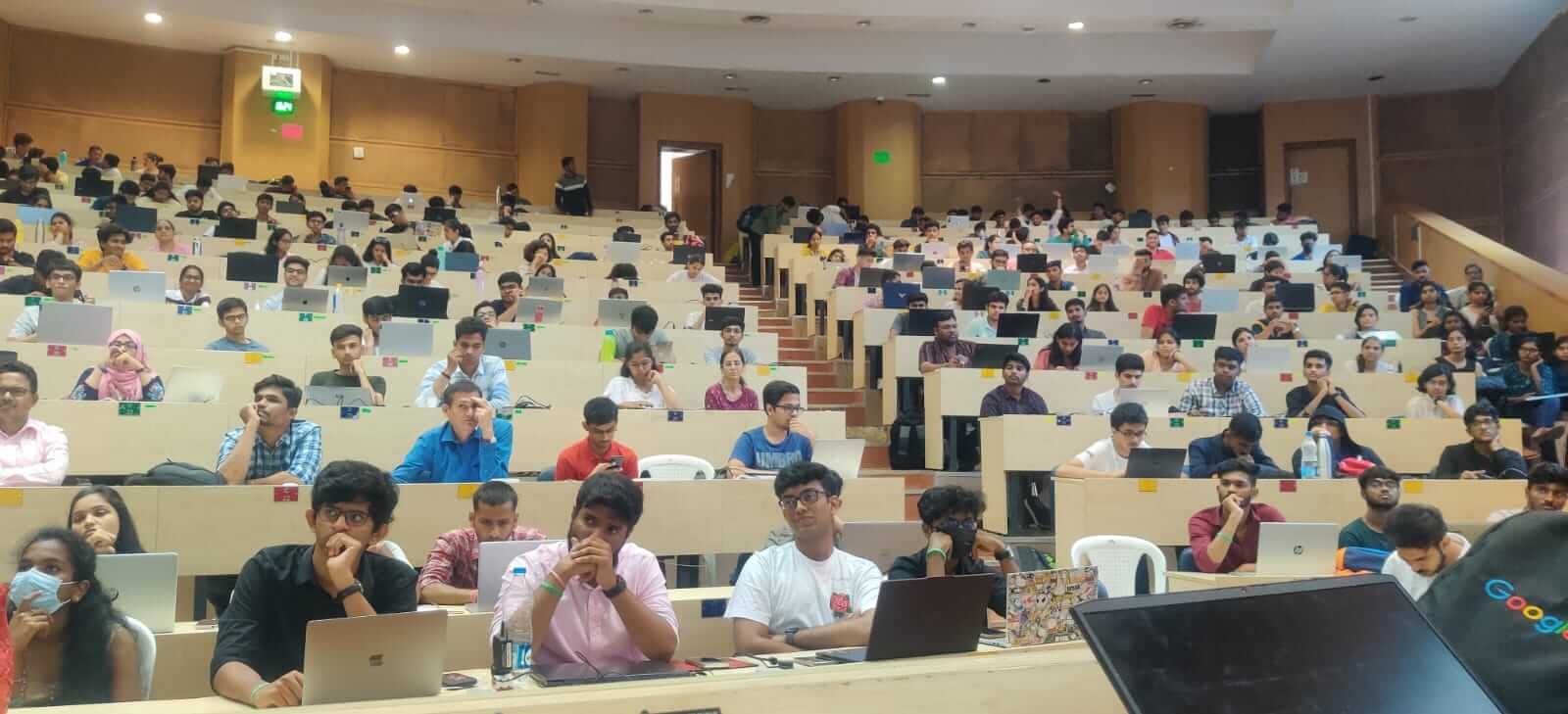 izmti_1600_WhatsAppImage20231101at21