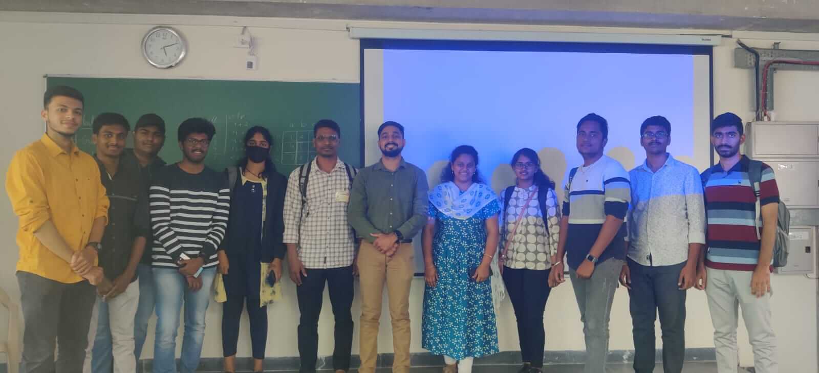 m4nde_1600_WhatsAppImage20231101at21