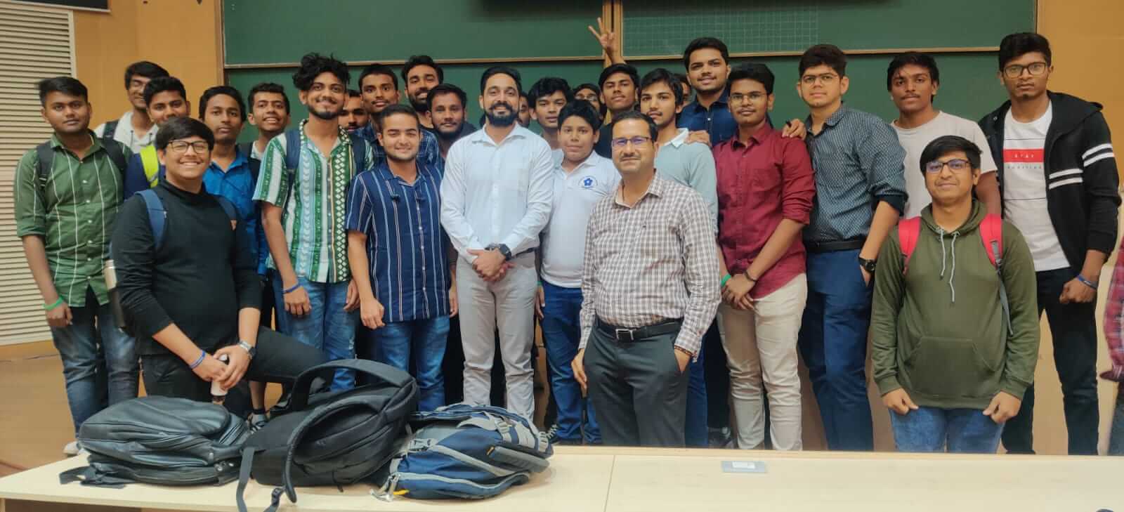 u5odc_1600_WhatsAppImage20231101at21