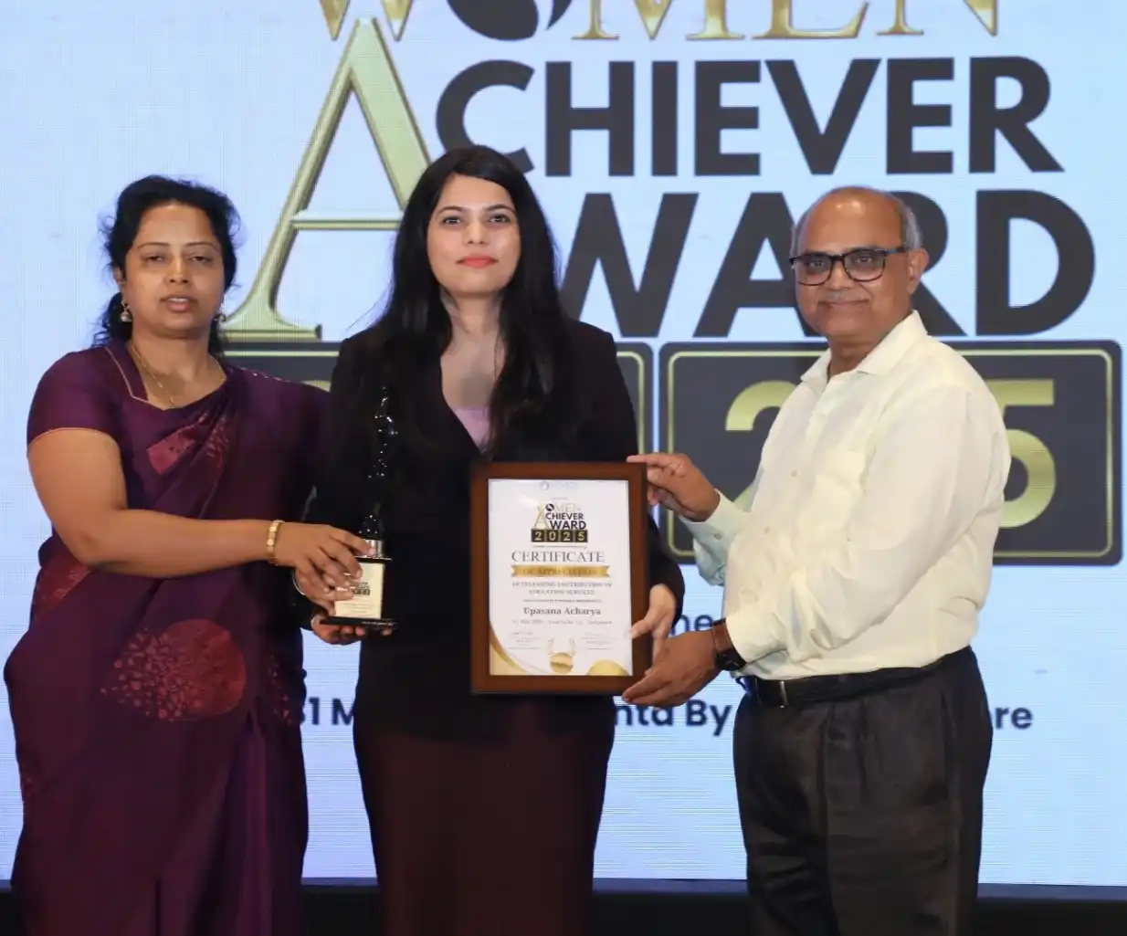 awardwebp11zon38kb_q5mta_1234