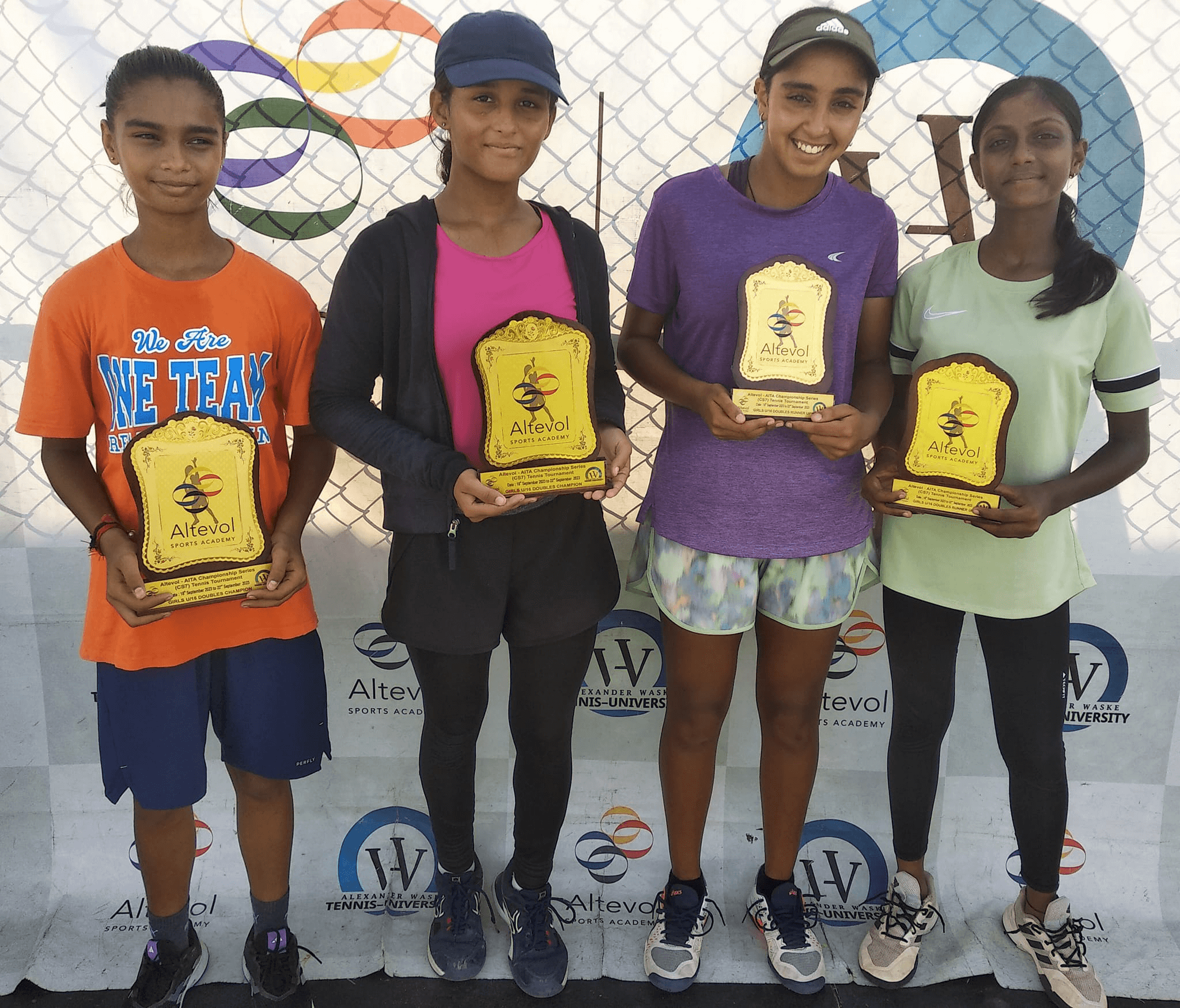 e5mdu_2048_3799513726967232691412537572575064969160740n