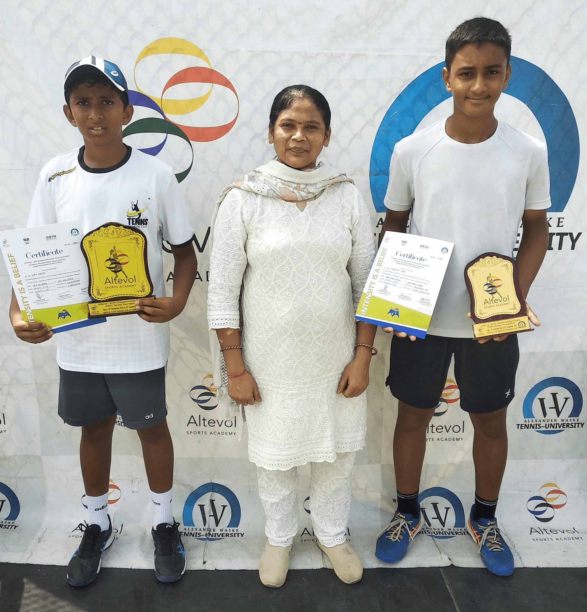 u1mdy_1967_3803560066966190991516703268422048250848756n