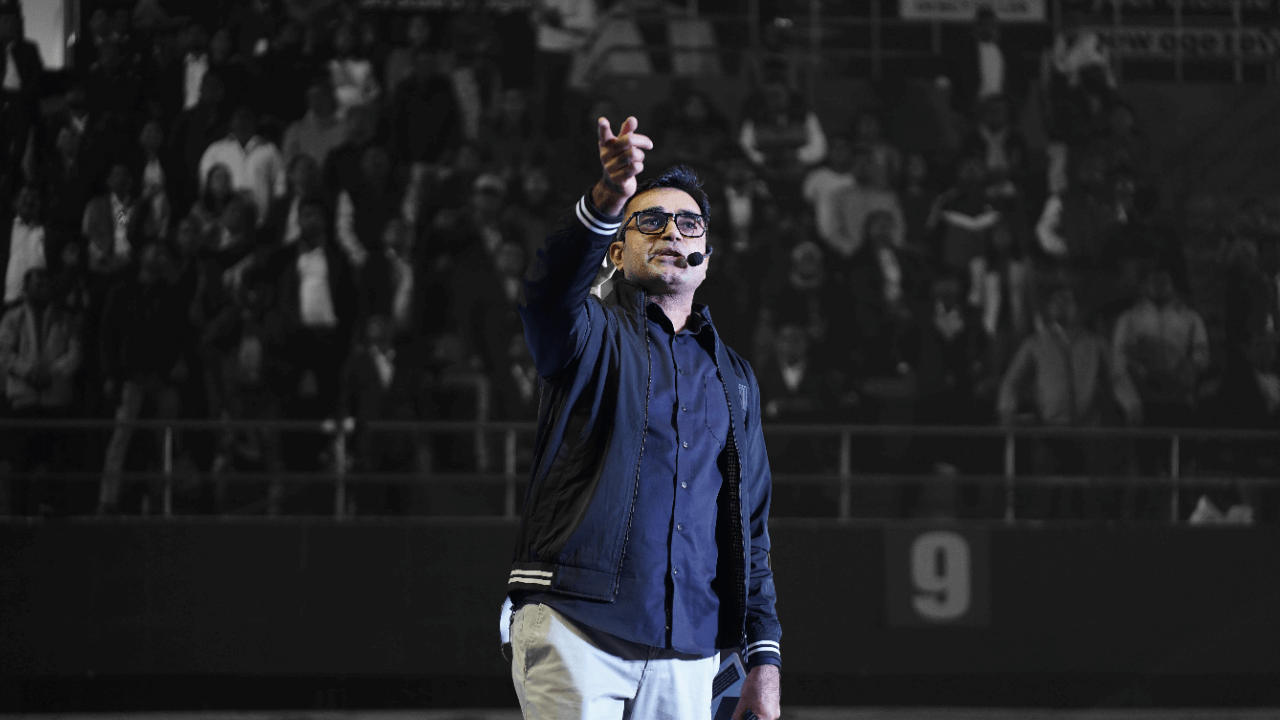 WhiteAndBeigeModernDailyVlogYouTubeThumbnail1_k1nzy_1280